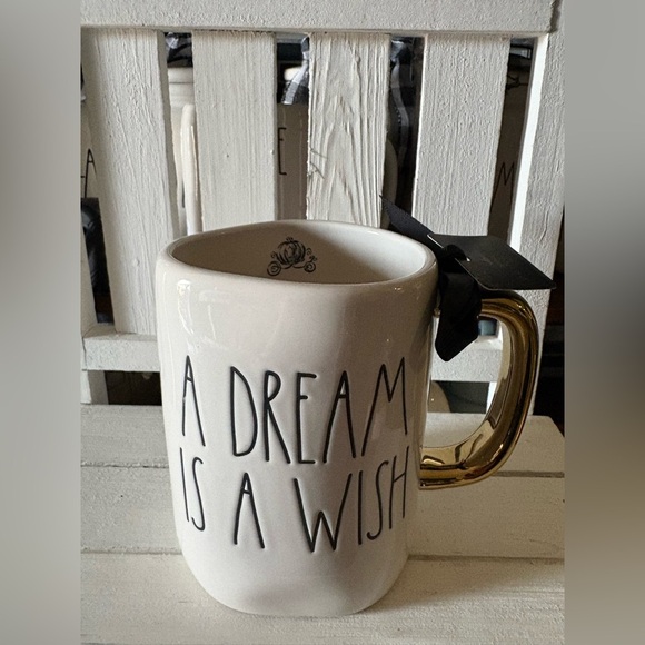 Rae Dunn Gold Handle Dream Mug - Picture 1 of 3